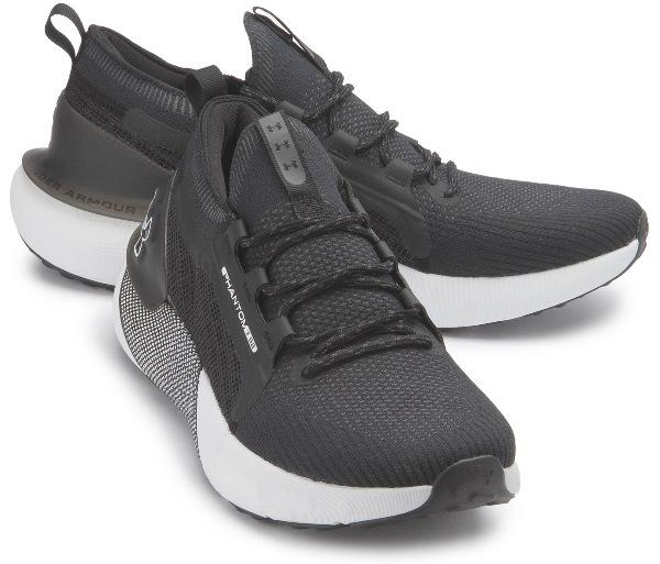 Under Armour Herren Sneaker in Übergrößen