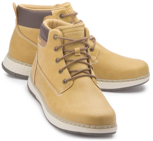 Sketchers lace-up boot in plus sizes: 8010-24