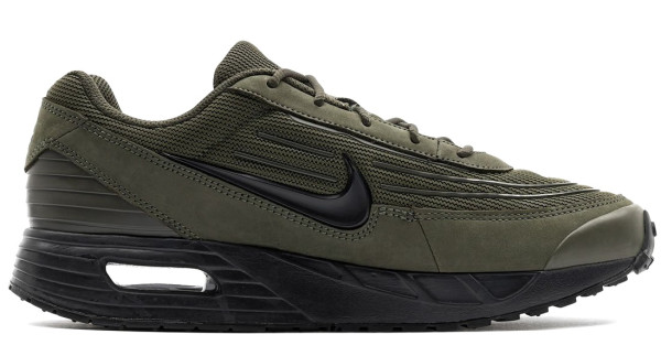 Nike Air Max Verse in plus sizes: 9881-24