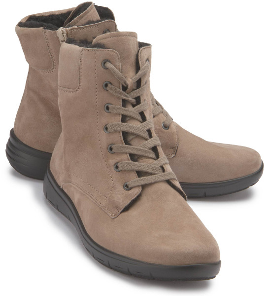 Semler lace-up boot in plus sizes: 4023-24