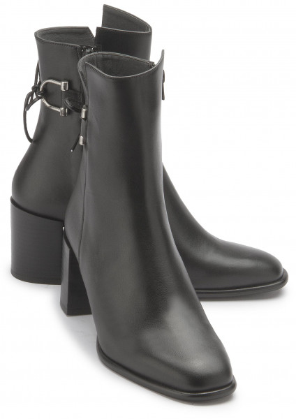 Ankle boot in undersizes: 2048-23