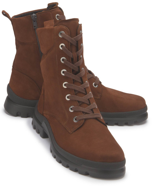 Semler lace-up boot in plus sizes: 4018-24