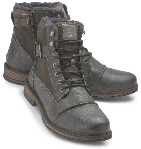 Lace-up boot in plus sizes: 7202-24