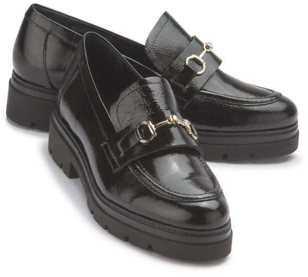 Loafers in undersizes: 2026-24