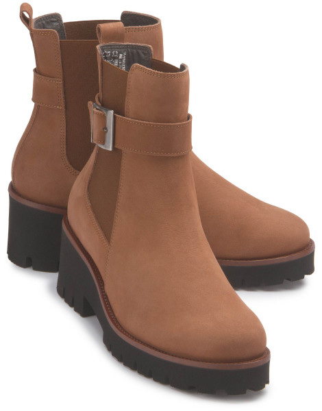 Chelsea boot in undersizes: 3342-24