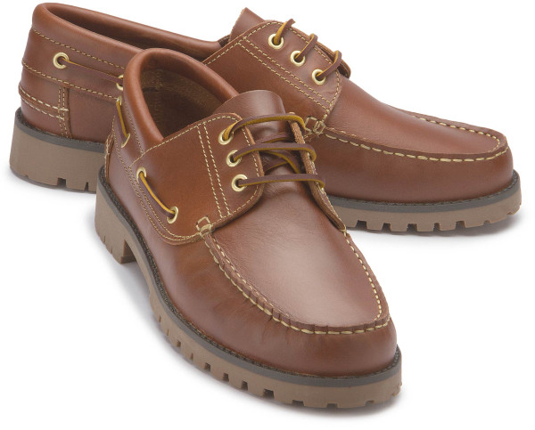 Oversized boat shoe: 7917-24