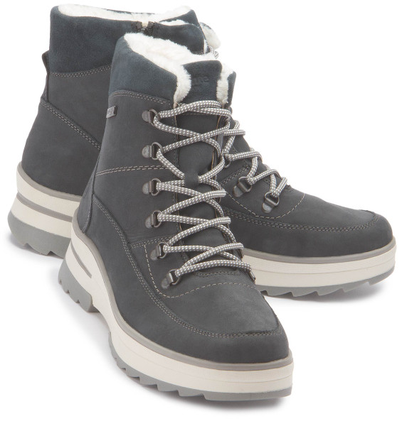 Lace-up boot in plus sizes: 3518-24