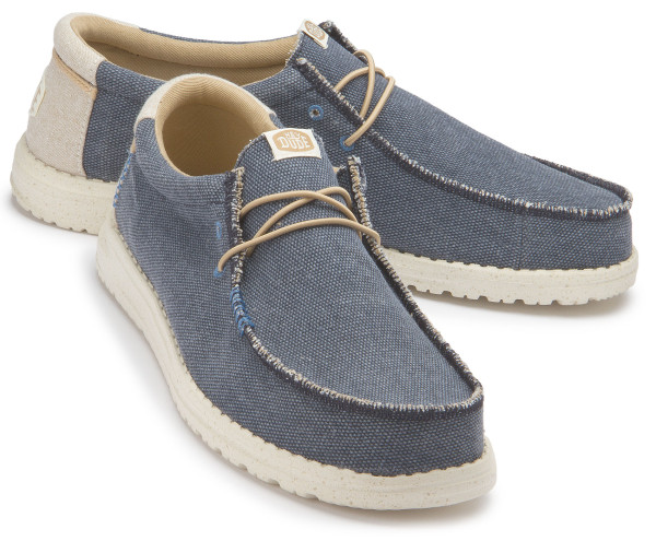 Oversized canvas shoe: 7657-24