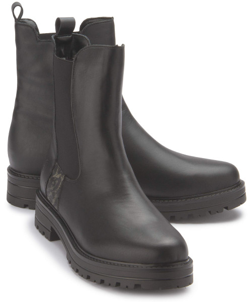 Chelsea boot in plus sizes: 3569-24