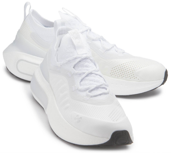 Under Armour sneakers in plus sizes: 8638-24