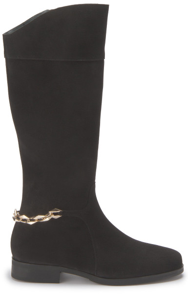 Oversized boots: 2049-24