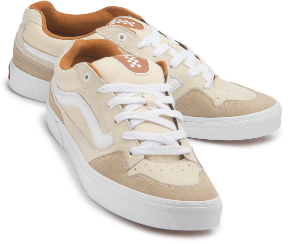 Vans sneakers in plus sizes: 8326-24